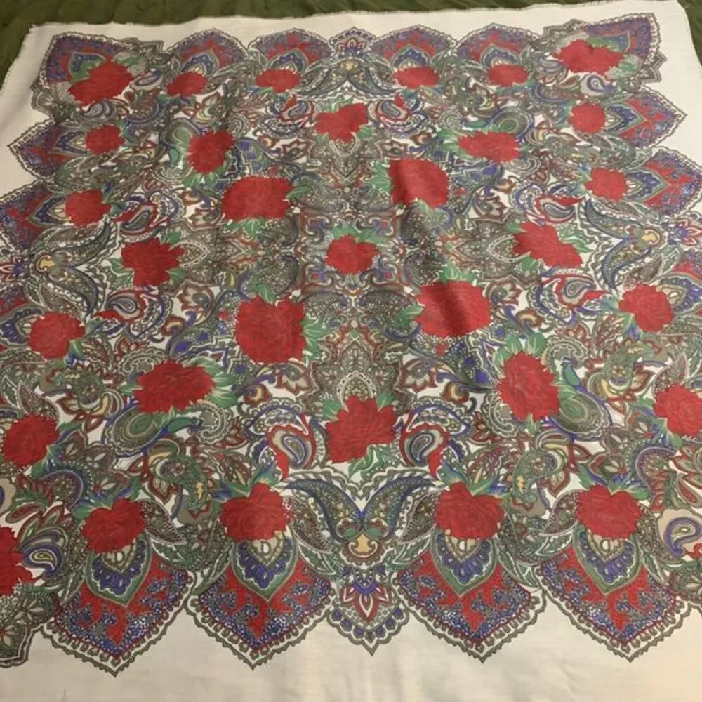 LAURA BORGHESE Square Scarf Wrap fringed‎ 88” x 88” Floral Rose Paisley Cottage
